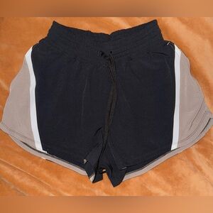 A&F | YPB | Colorblock Athletic Shorts with Liner - High Rise | XS